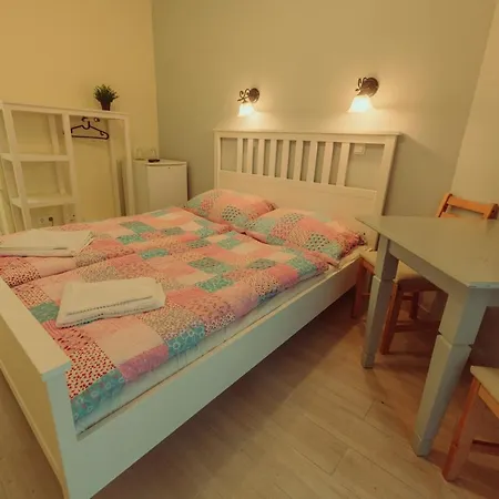 Hotel apartamentowy Pater And