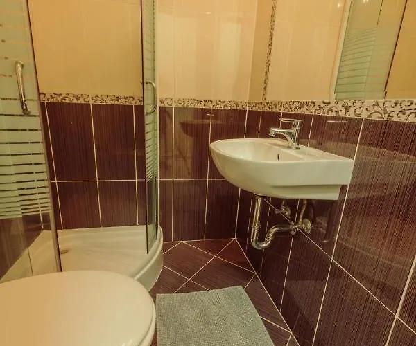 Hotel apartamentowy Pater And